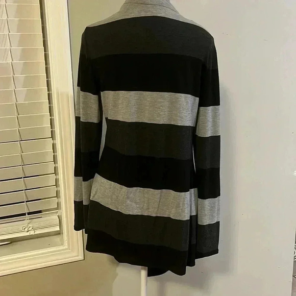 [12]Joseph  Ribkoff Black/Gray Wide Mixed Open Cardigan - Picture 5 of 6